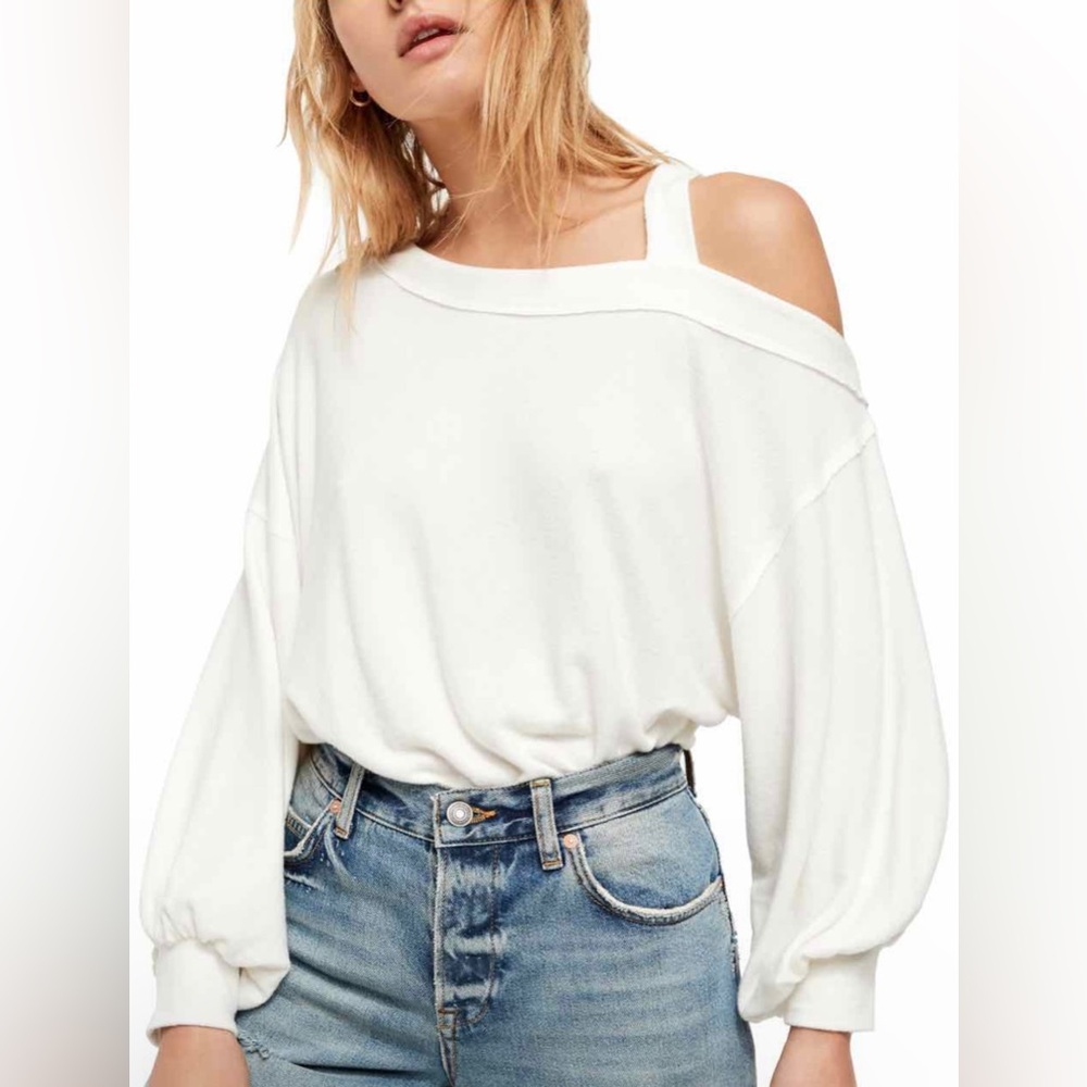 NWT Free People “Flaunt It Tee” in White/Ivory- Size Medium (currently $99.00)